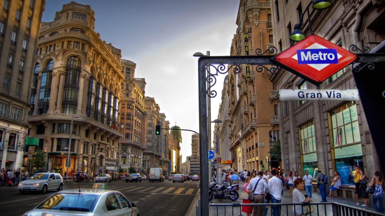 Hotel CH Rayuela Madrid Exterior foto